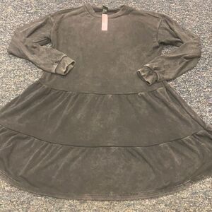 Wild Fable Gray Ruffle dress sz. XS NWT